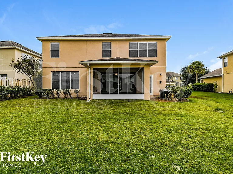 8327 Highgate Dr — Photo 14