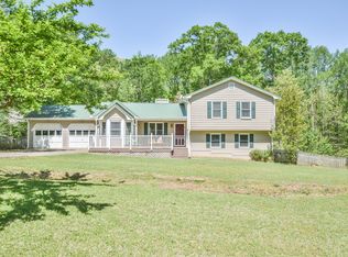 838 Independence Ct, Winder, GA 30680