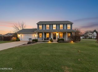 172 Red Hawk Run, Oak Harbor, OH 43449