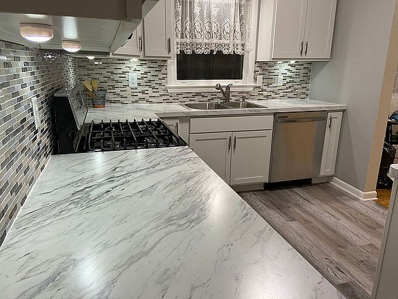 Custom countertops 