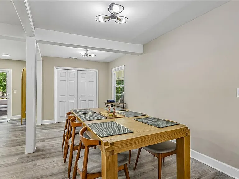 3898 Skidmore Dr — Photo 11