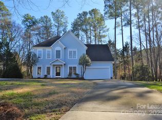 7002 Bevington Woods Ln, Charlotte, NC 28277