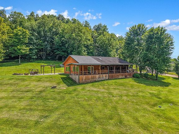 3rd image of 34130 Burney Hollow Rd