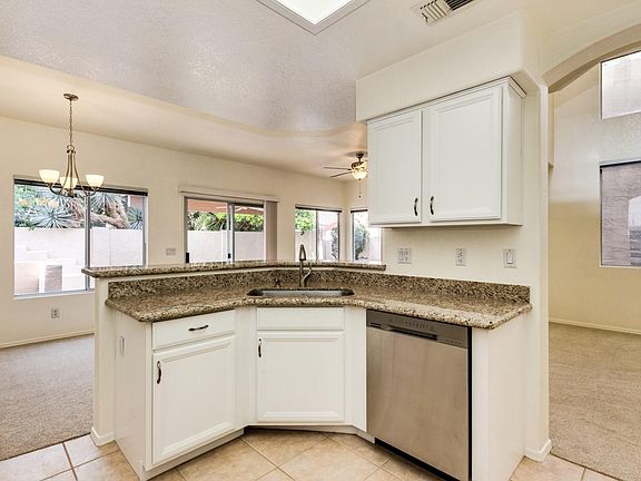 5th image of 3504 E Rockwood Dr
