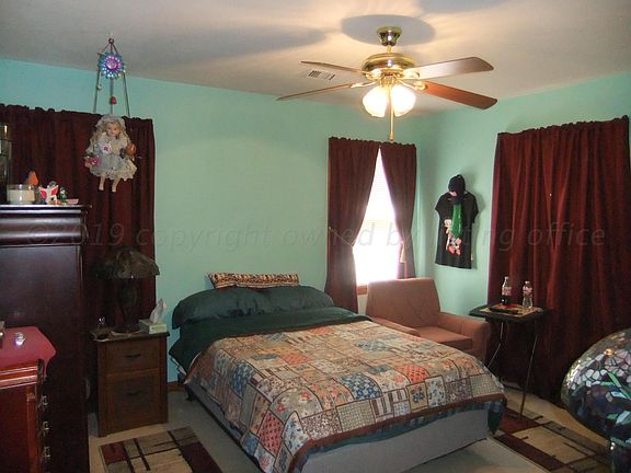 5th image of 1712 Chestnut Dr