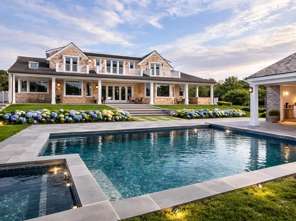 25 N Pasture Ln, Nantucket, MA 02554