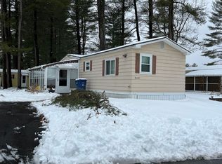 14 4th Ave, Westfield, MA 01085