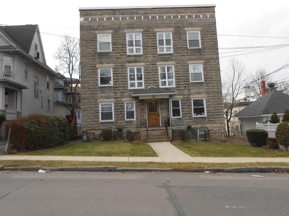 1122 Myrtle St #5