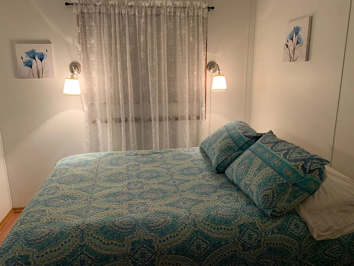 Two Bedroom Foothills Home! — Photo 4