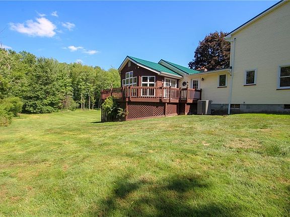 5th image of 155 Luteran Ln