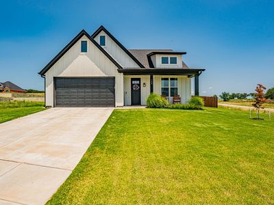 100 Hall St, Glen Rose, TX, 76043