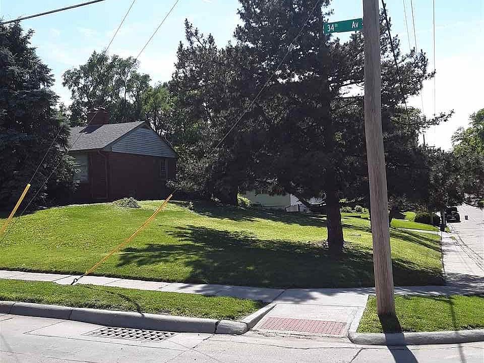 2nd image of 3826 N 34th Ave
