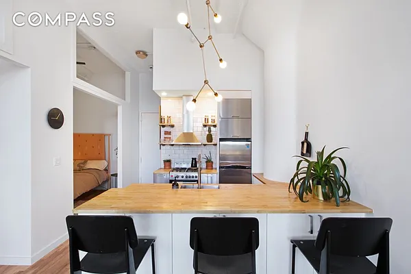 Rented by Compass | media 29