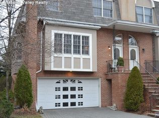 110 Stonegate Trl, Cresskill, NJ 07626