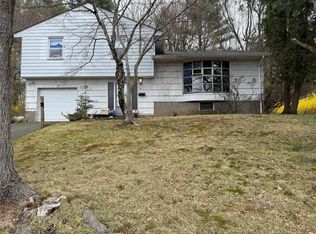 6 Van Dyke Ave, Airmont, NY 10901