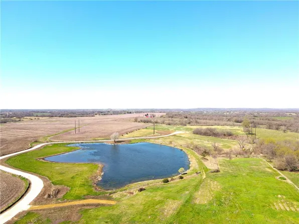7 Lakeview Acres, Holden, MO 64040