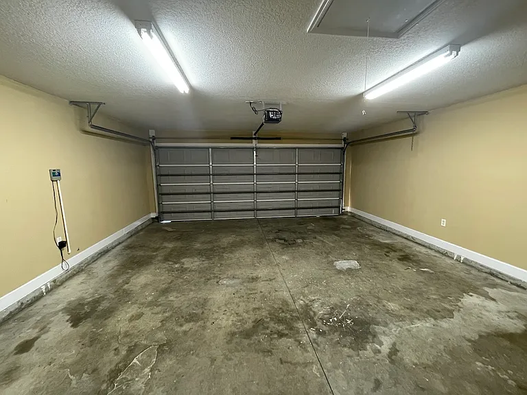 4698 Custer Dr — Photo 10
