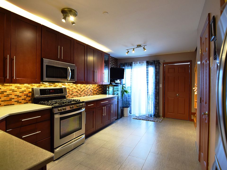 94 Robin Rd, Staten Island, NY 10305 Zillow