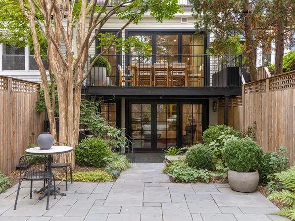 309 Pacific Street image 10 of 21