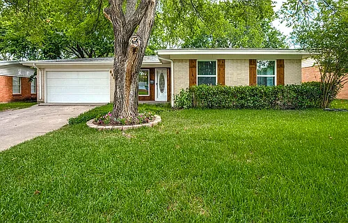 2605 Crest Ridge Dr Photo 1
