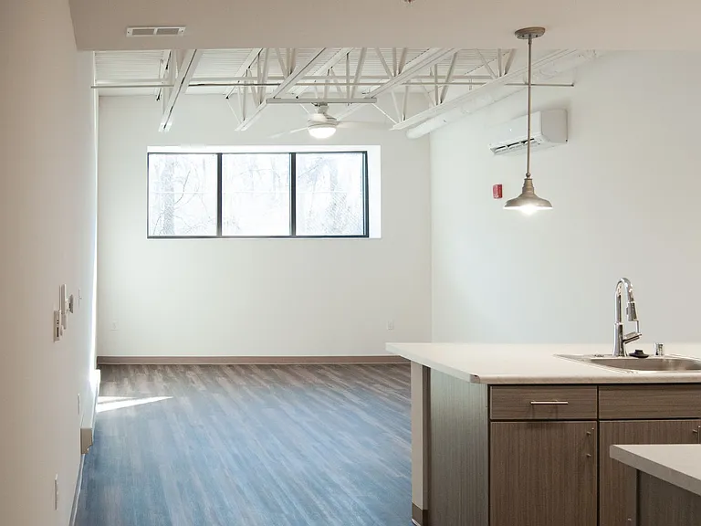 Gateway Lofts I — Photo 12