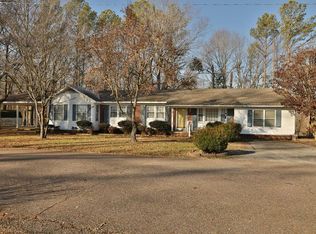 550 Duke St, Dresden, TN 38225