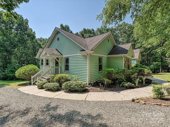 14019 Fountain Ln, Charlotte, NC 28278