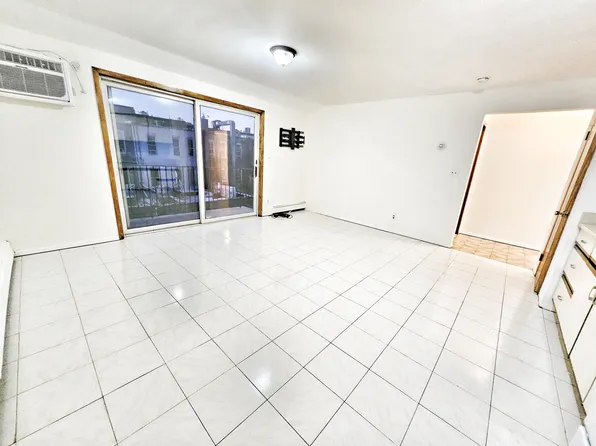 25-38 41st Street image 1 of 7