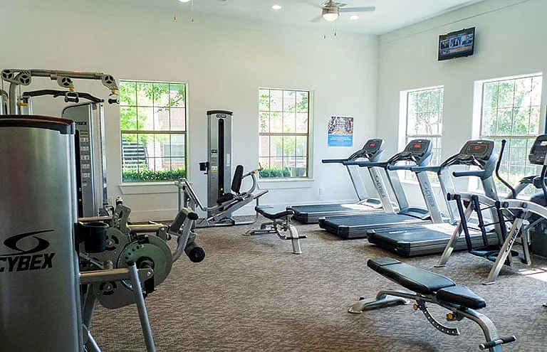 Retreat at Stonebridge Ranch Apartments — Photo 19