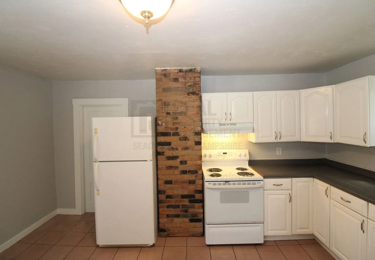3 bed, 1.0 bath, 1500 sqft, $2,695 — Photo 2