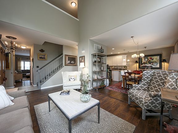3rd image of 9337 Waterfall Glen Blvd