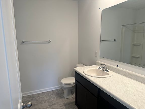 4th image of 117 Clarett Ct
