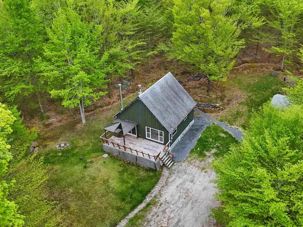719 Gilberts Ln, Lunenburg, NS B0R 1A0
