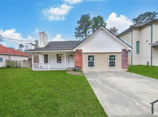 519 Tallow Dr, Conroe, TX 77385