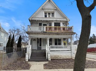 2200 North 42nd STREET #2202, Milwaukee, WI 53208