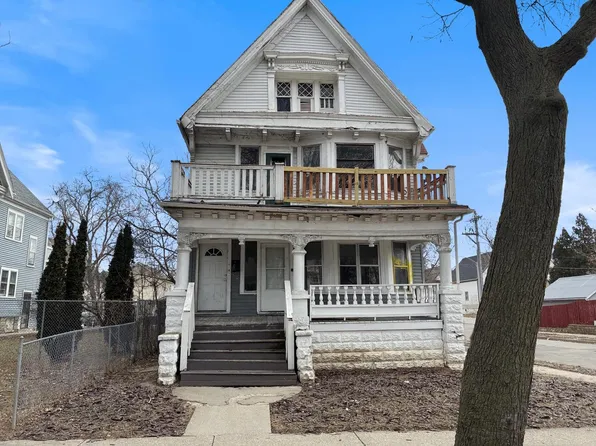 2200 North 42nd STREET #2202, Milwaukee, WI 53208