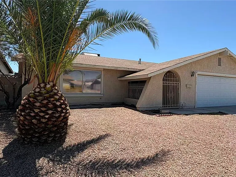 3564 Redwood St — Photo 3