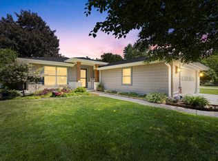 2504 Wallace Lake Rd, West Bend, WI 53090