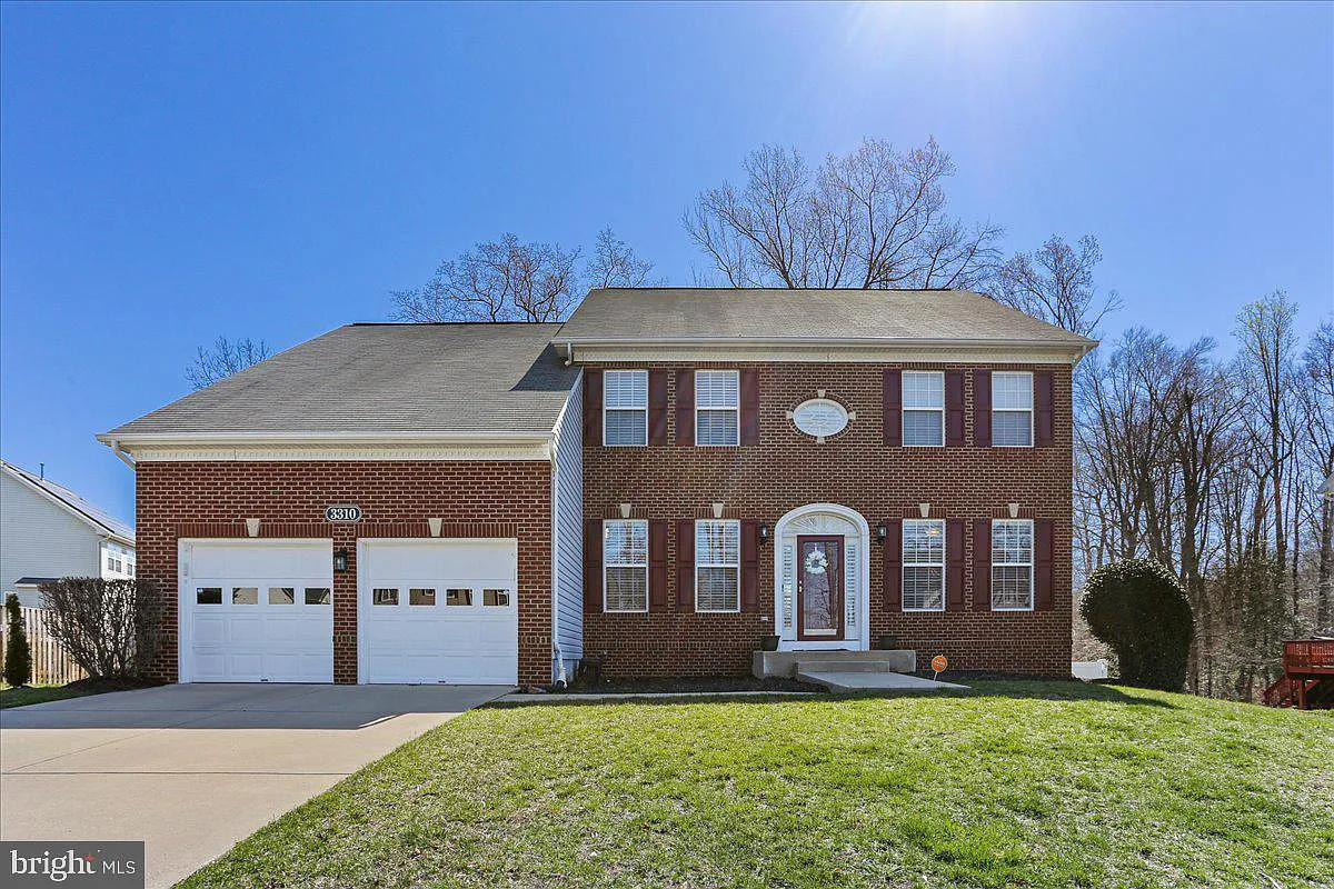 3310 Baron St photo 1