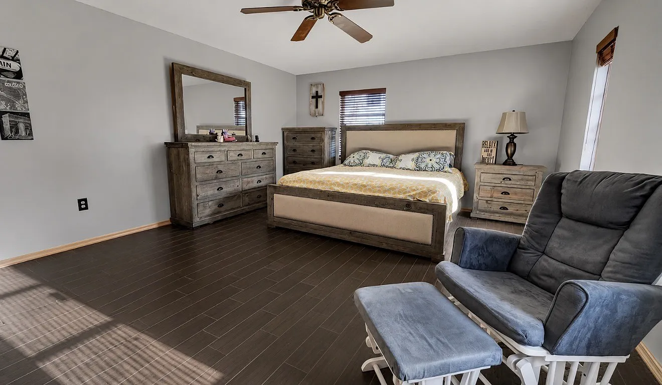 3 bed, 1676 sqft, $2,600 — Photo 1