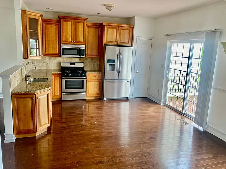 5494 Spring Ridge Dr — Photo 2