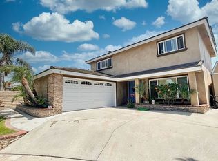 8492 Spring Cir, Huntington Beach, CA 92646