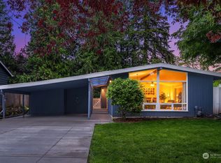 6465 NE 154th St, Kenmore, WA 98028