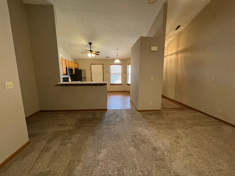3247 Hopkins Ct — Photo 4