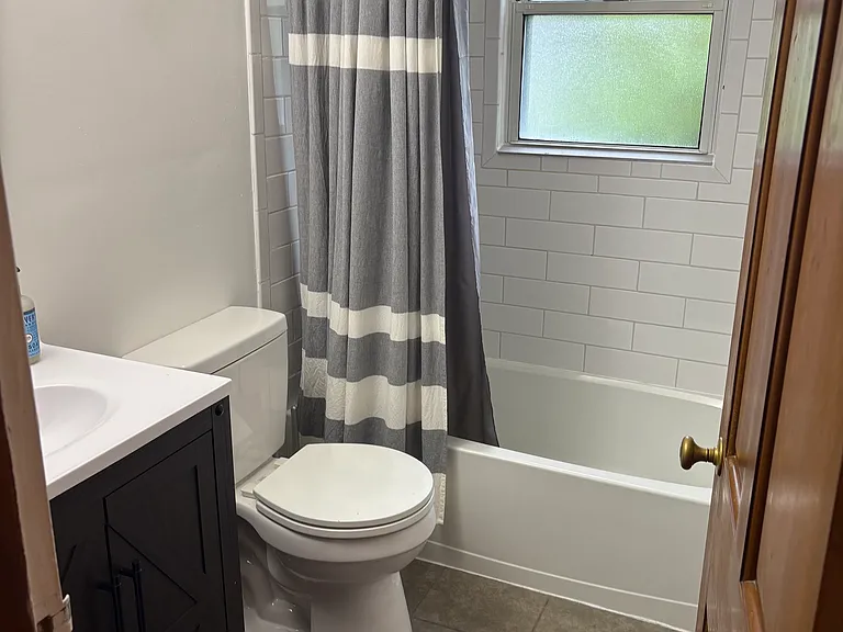 118 Elizabeth Ln — Photo 11
