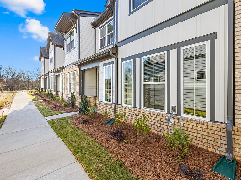 5720 Rivulet Way — Photo 3