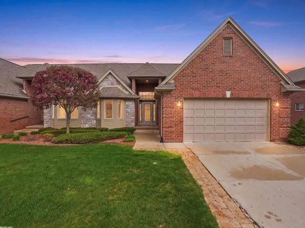 6181 Pond Dr, Washington, MI 48094