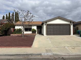 10241 Saluda Mira, San Diego, CA 92126