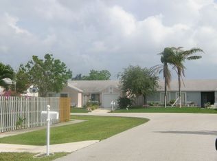 18745 Shauna Manor Dr, Boca Raton, FL 33496