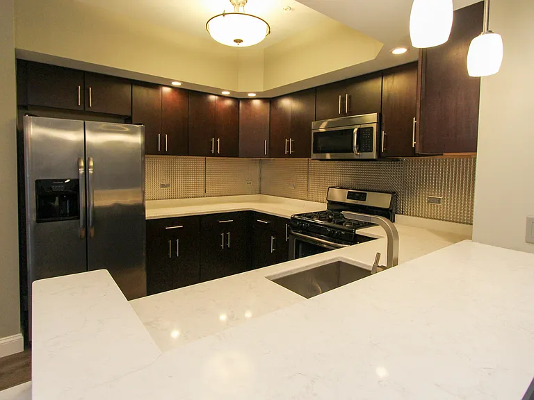 770 Elmwood Ave — Photo 18